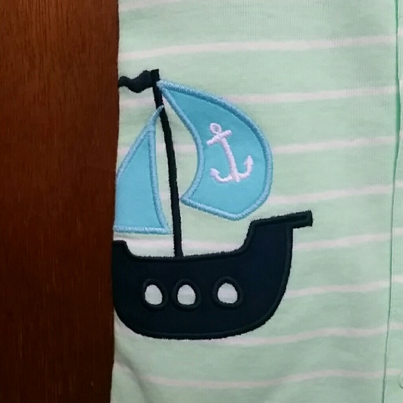 ⛵Carter's Boys Snap-Up Romper⛵ - Picture 2 of 5